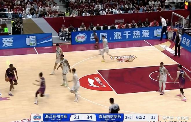 尼姆队获得胜利，士气高涨的简单介绍