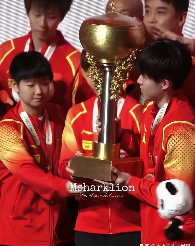男子体操赛场激战，选手们激情争霸