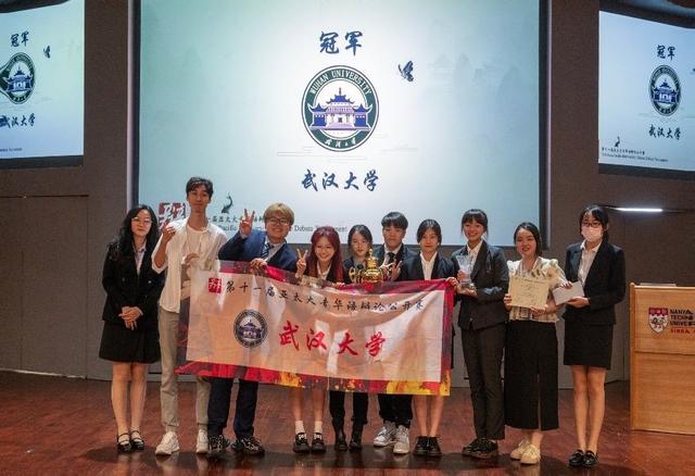 包含法比尼奥独得分创新纪录，武汉队有望重登巅峰的词条